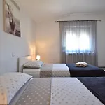 Spacious With Private Pool * Vodnjan