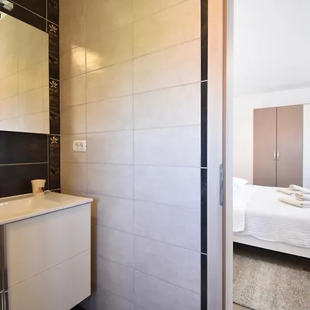 アパート Spacious With Private Pool